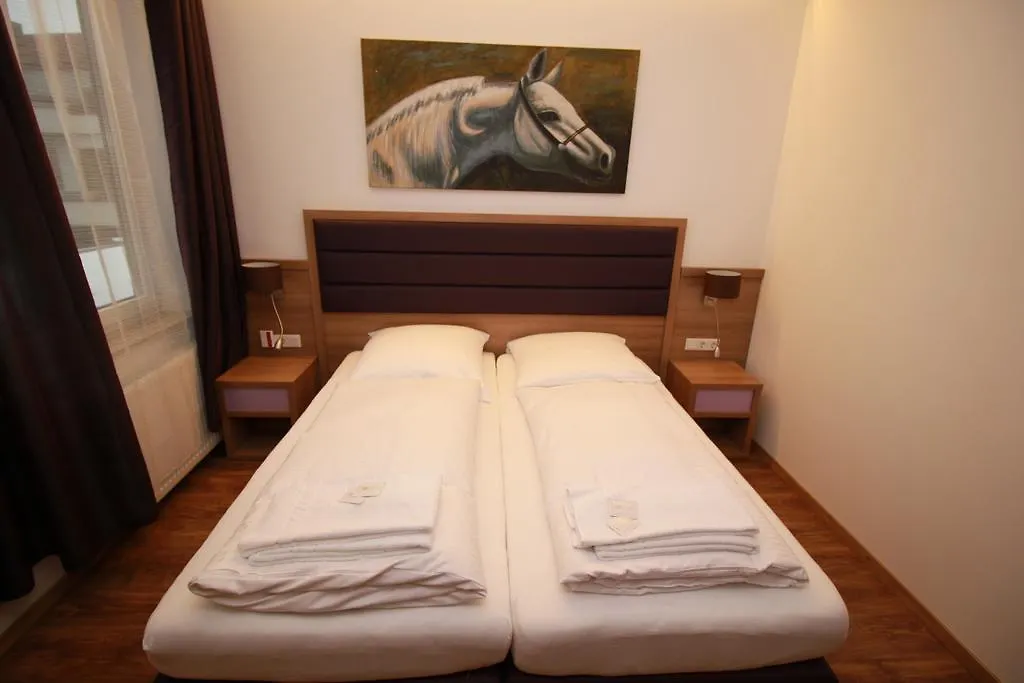 Slamba Hostel Augsburg